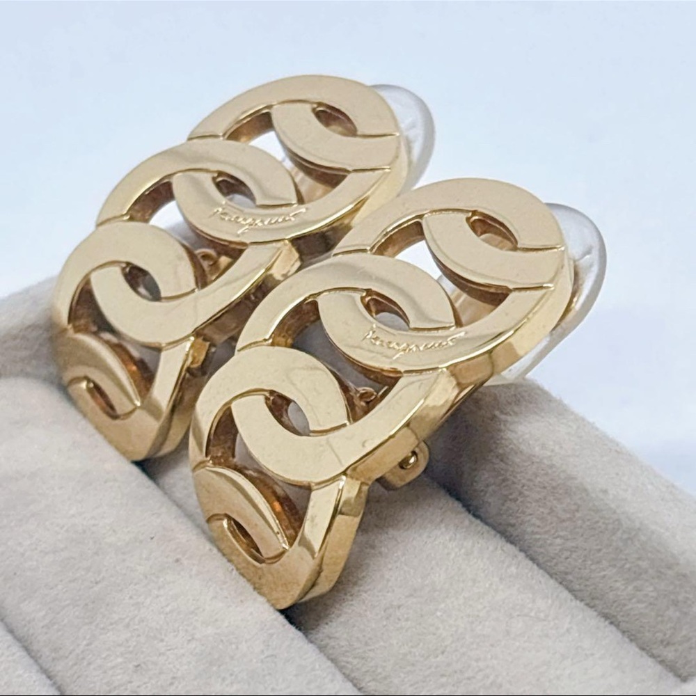 Salvatore Ferragamo Elegant Gold Loop Earrings - Picture 10 of 15